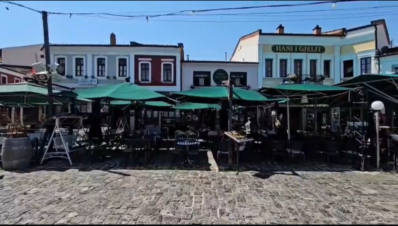 PAZARI I KORÇËS, MES HISTORISË DHE TURIZMIT