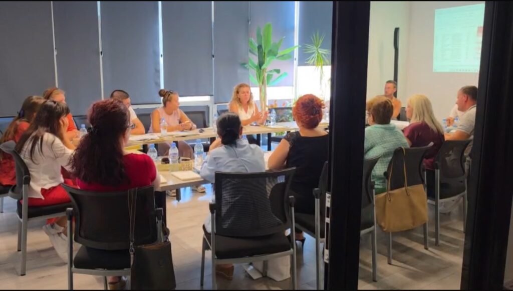 Qendra Epoka e Re, në kuadër të projektit “Rojtarët e Ujërave”, organizoi dy workshop-e lokale në Fier dhe Divjakë