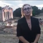 “MUZAK FEST” mbyll edicionin e dytë në Apoloni, një mbrëmje kushtuar rrënjëve, kujtesës dhe trashëgimisë