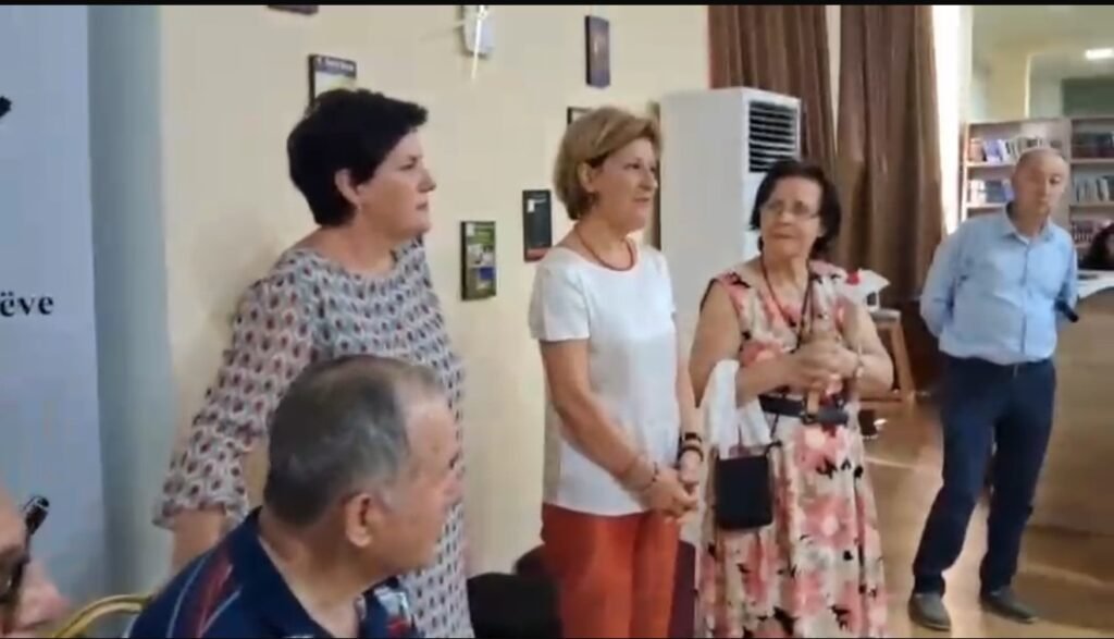 Isha e tmerruar, nëse nuk e lexoja mirë poezinë babanë e fusnin në burg/ Përgënjeshtrim mbi lajmin e promovimit të poezive të poetit Neki Ngucaj