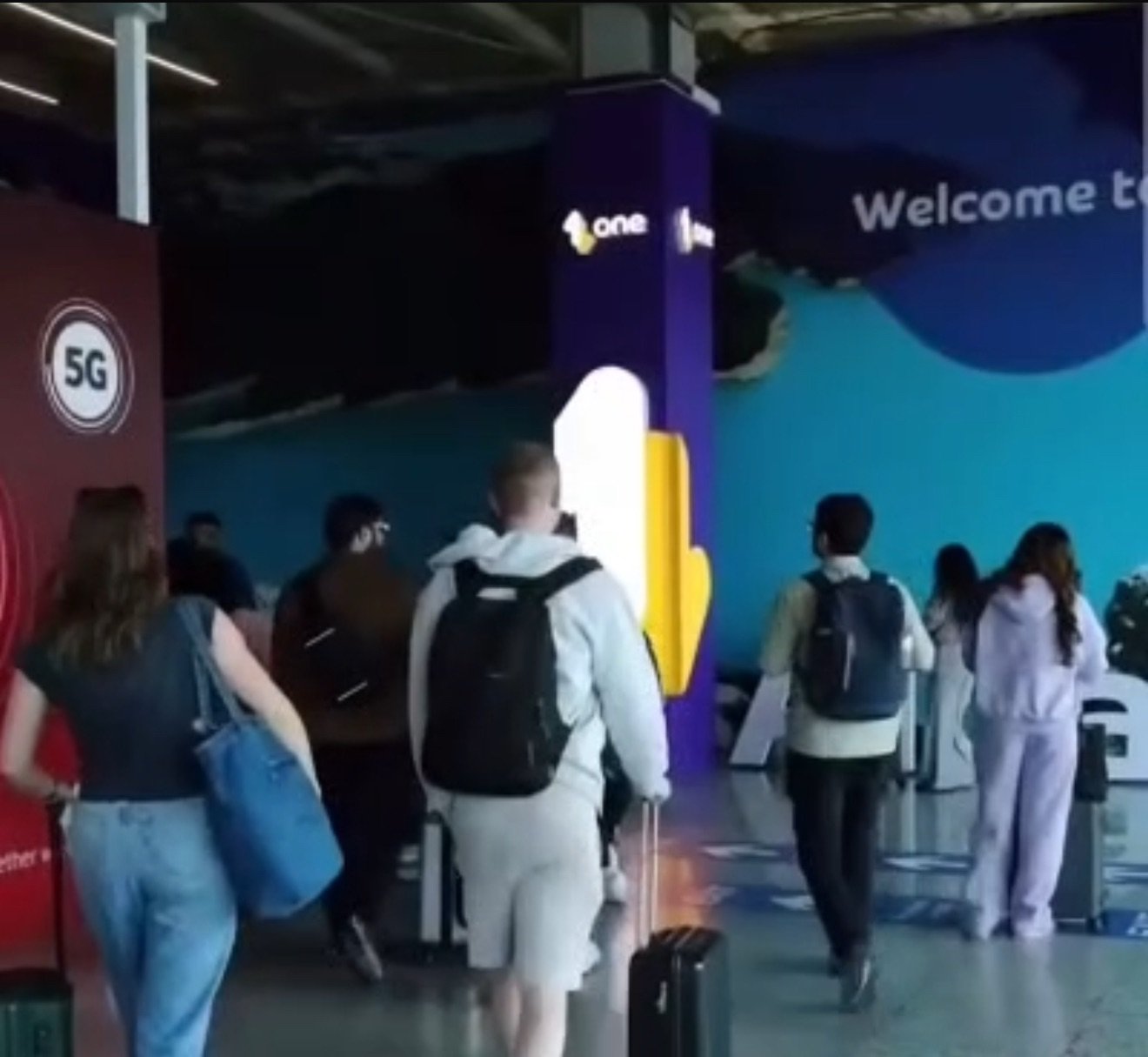 Rinas, 9.26 milionë pasagjerë në 8 muaj. Demo inspekton aeroportin.