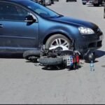AKSIDENT NË BULEVARDIN KRYESOR TË LUSHNJËS, PLAGOSËT MOTORRISTI.