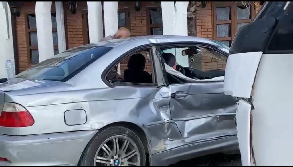 Aksident në aksin nacional Berat Lushnje në afërsi të fshatit Barbullinjë.
