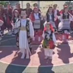 KUÇOVA NË FOKUSIN E NJË PERSONAZHI.
