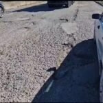 DURRËS – PREJ 10 VITESH NË DEGRADIM, RRUGA QË LIDH PERIFERINË ME QYTETIN PRET REHABILITIMIN.